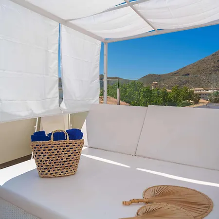 Mar Calma Hotel